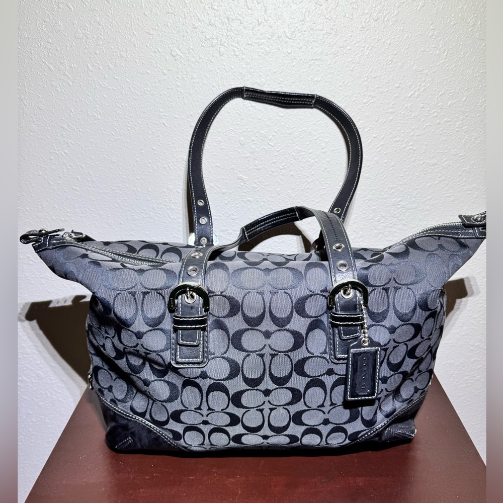 (SOLD) Authentic Coach Purse